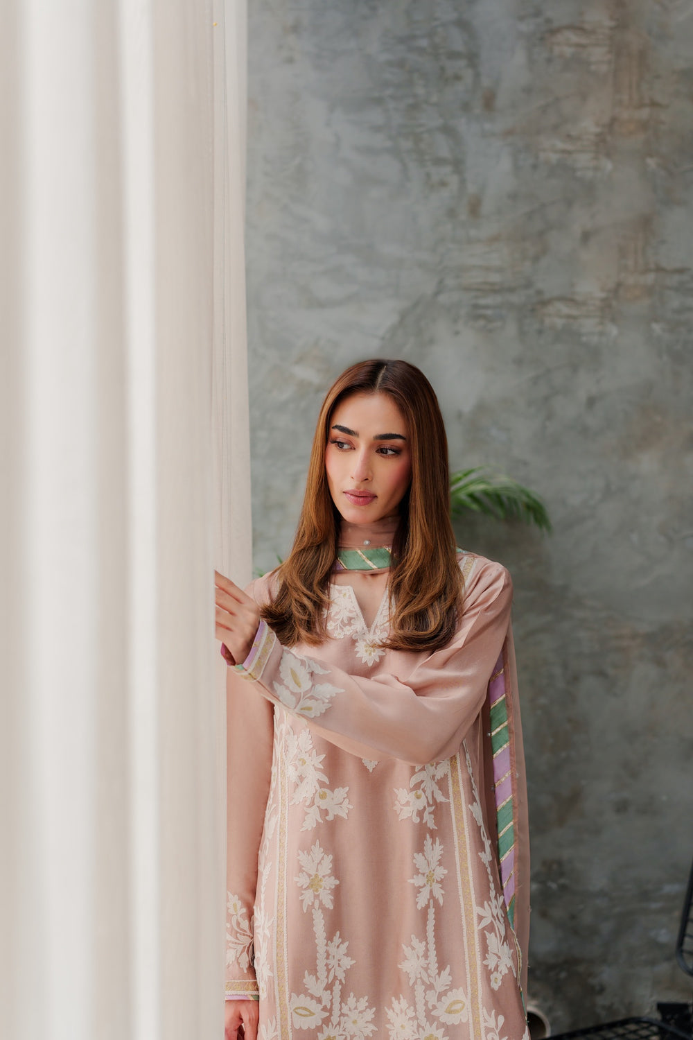 Zareen 3pcs Stitched - Tawakal Closet