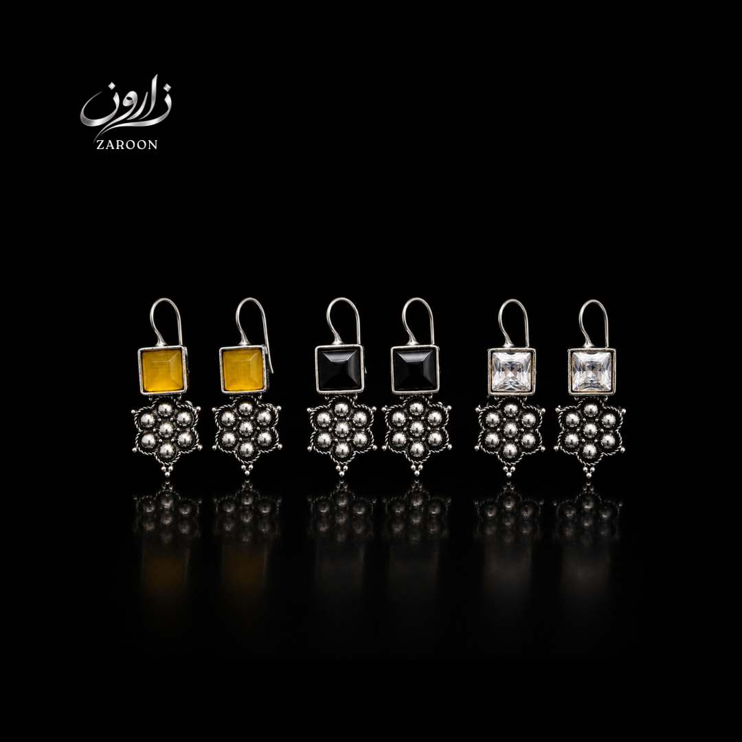 Vintage Floral Studs Earrings - Zaroon