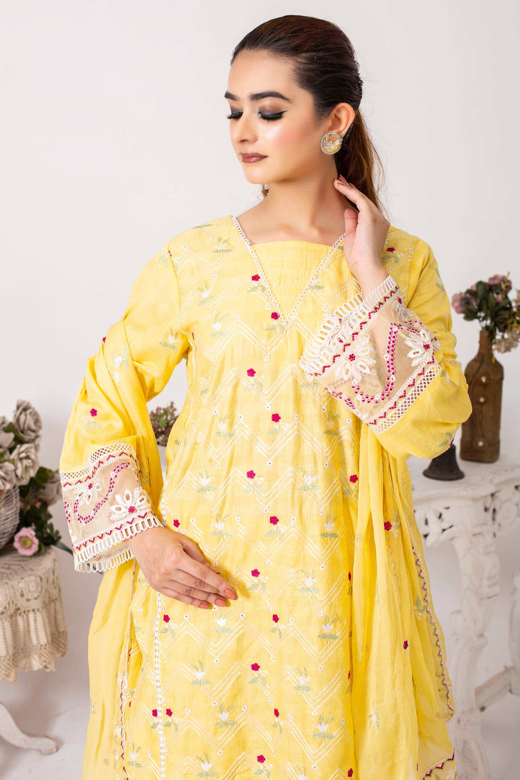 FLORA MIST - Sundar Stitch