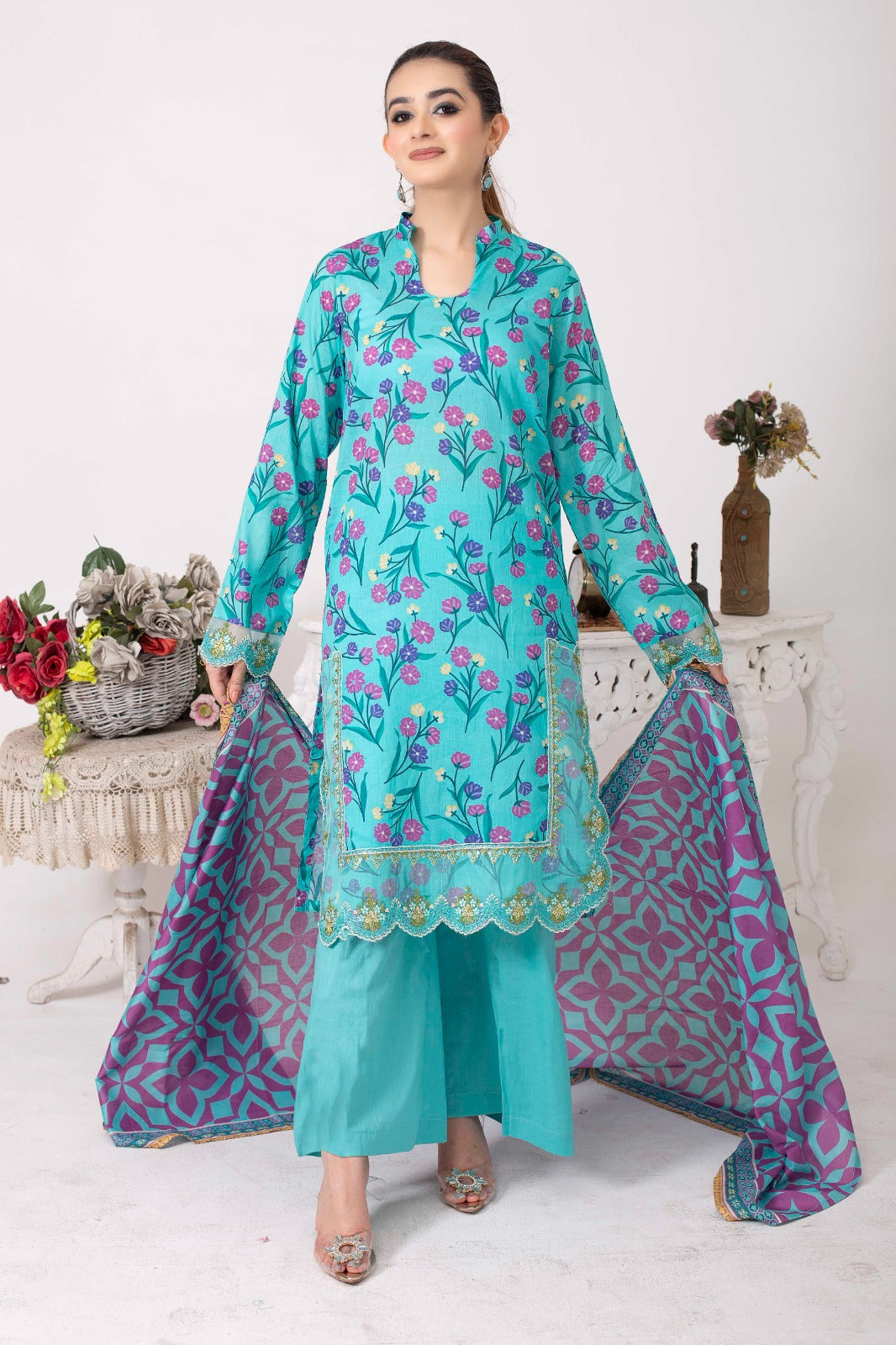 SCARLET LEAVES - Sundar Stitch