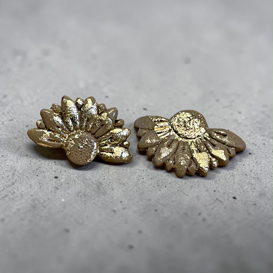 Floral Leaf Studs- Gold - Clay Boutique