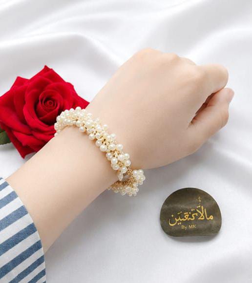 Red Phool Gujra - Mala Kangan