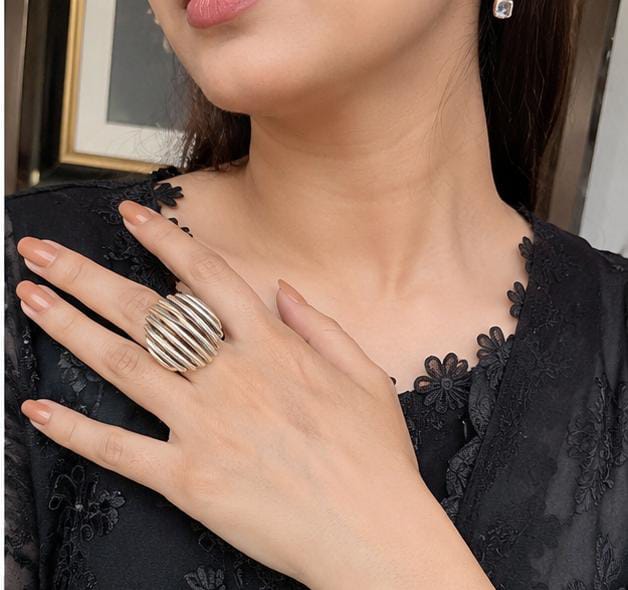 Bold Dome Ring - Mala Kangan