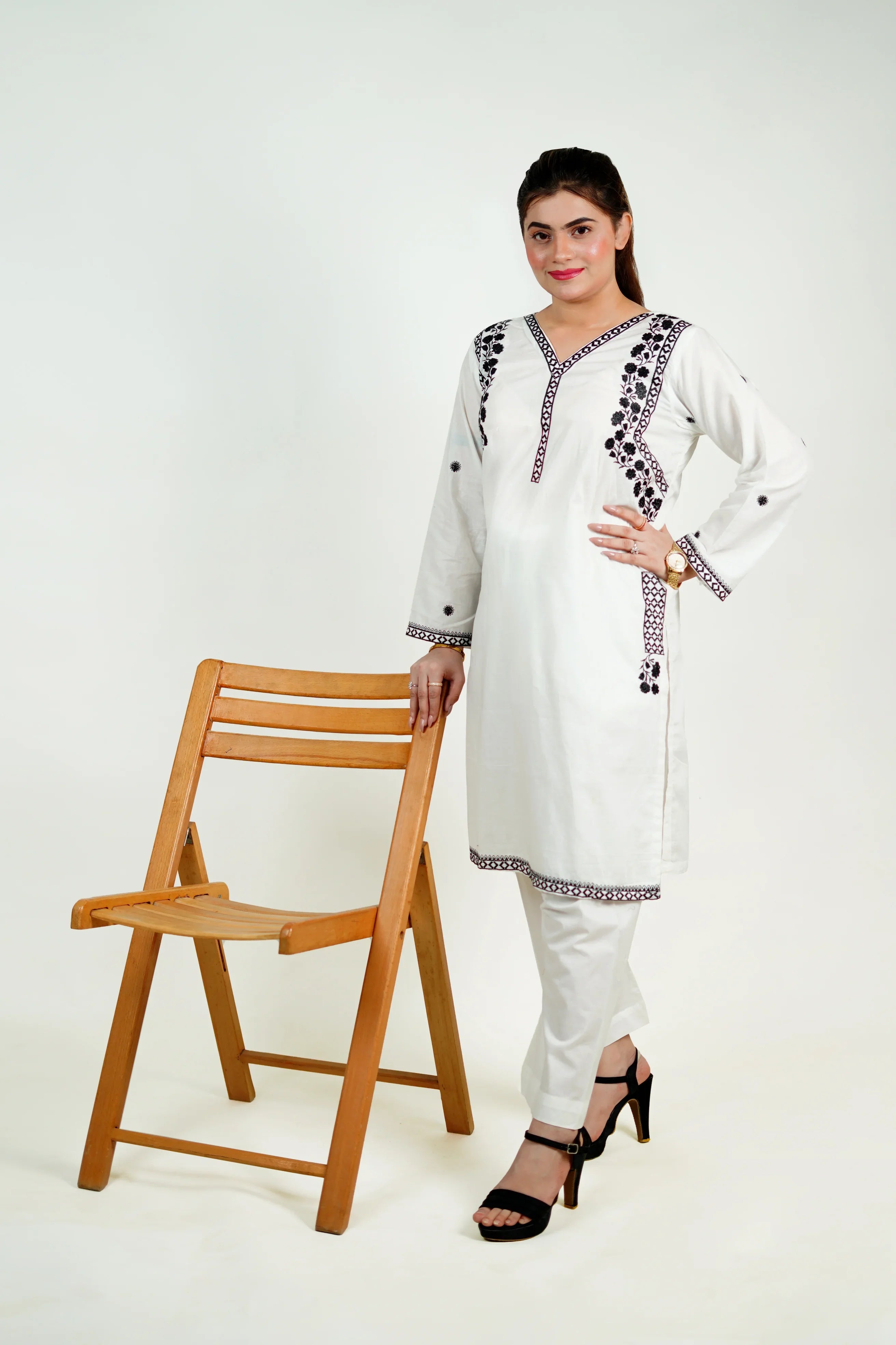 Embroidered White Kurti - HBH