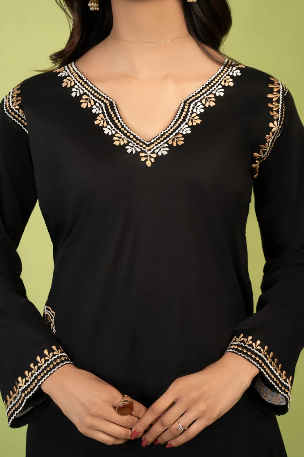 PEARL BLACK - RSM Collection