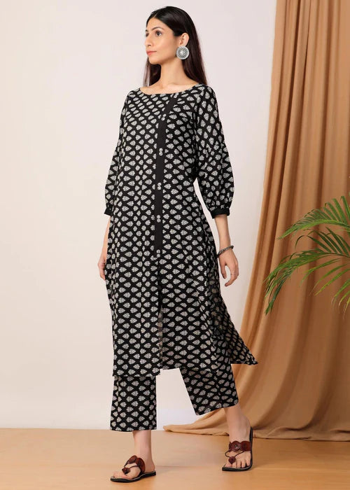 Black block printed kurta and pants- Set Of Two - Zeekstore
