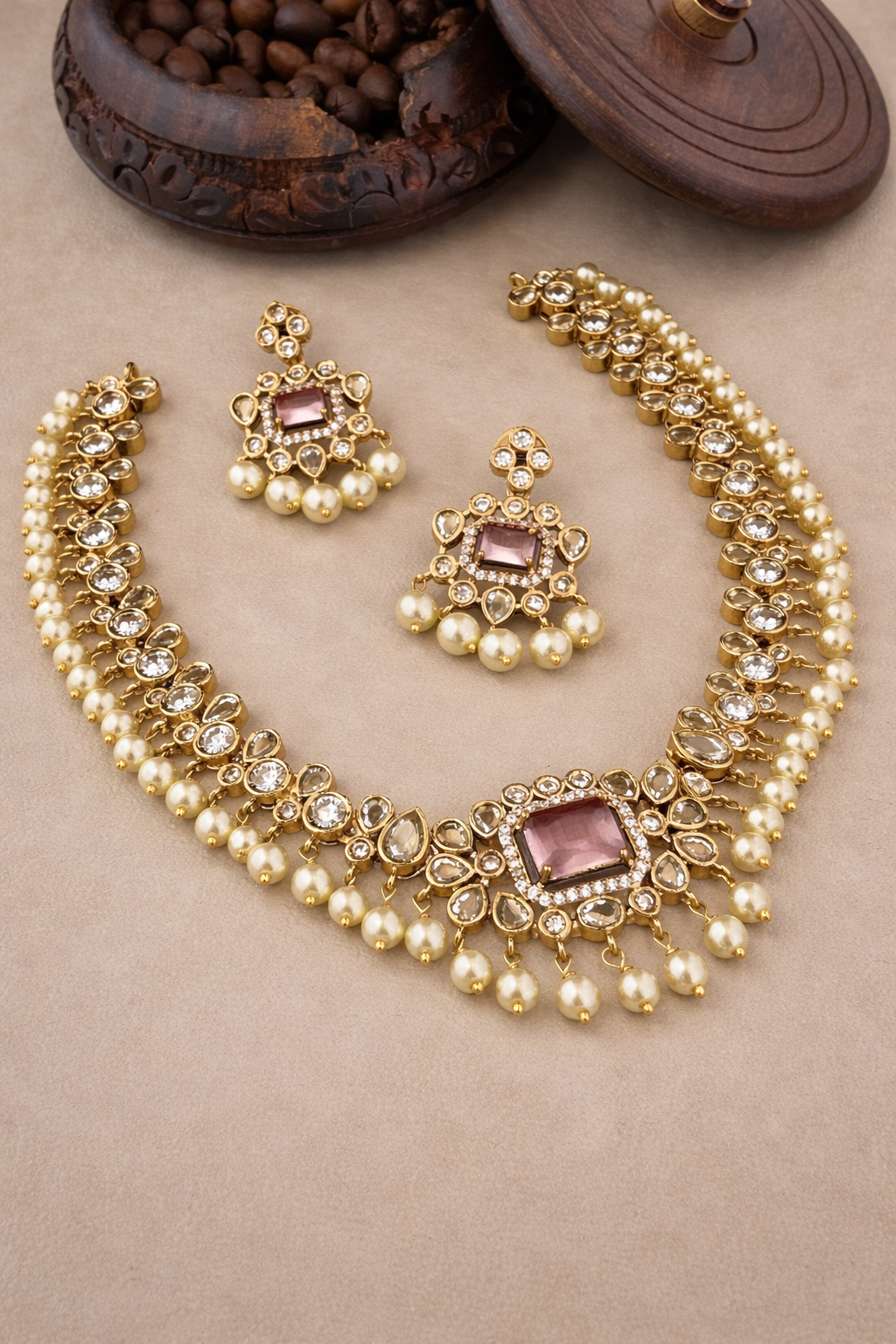 Sultana Kundan Necklace - Aloro Jewels