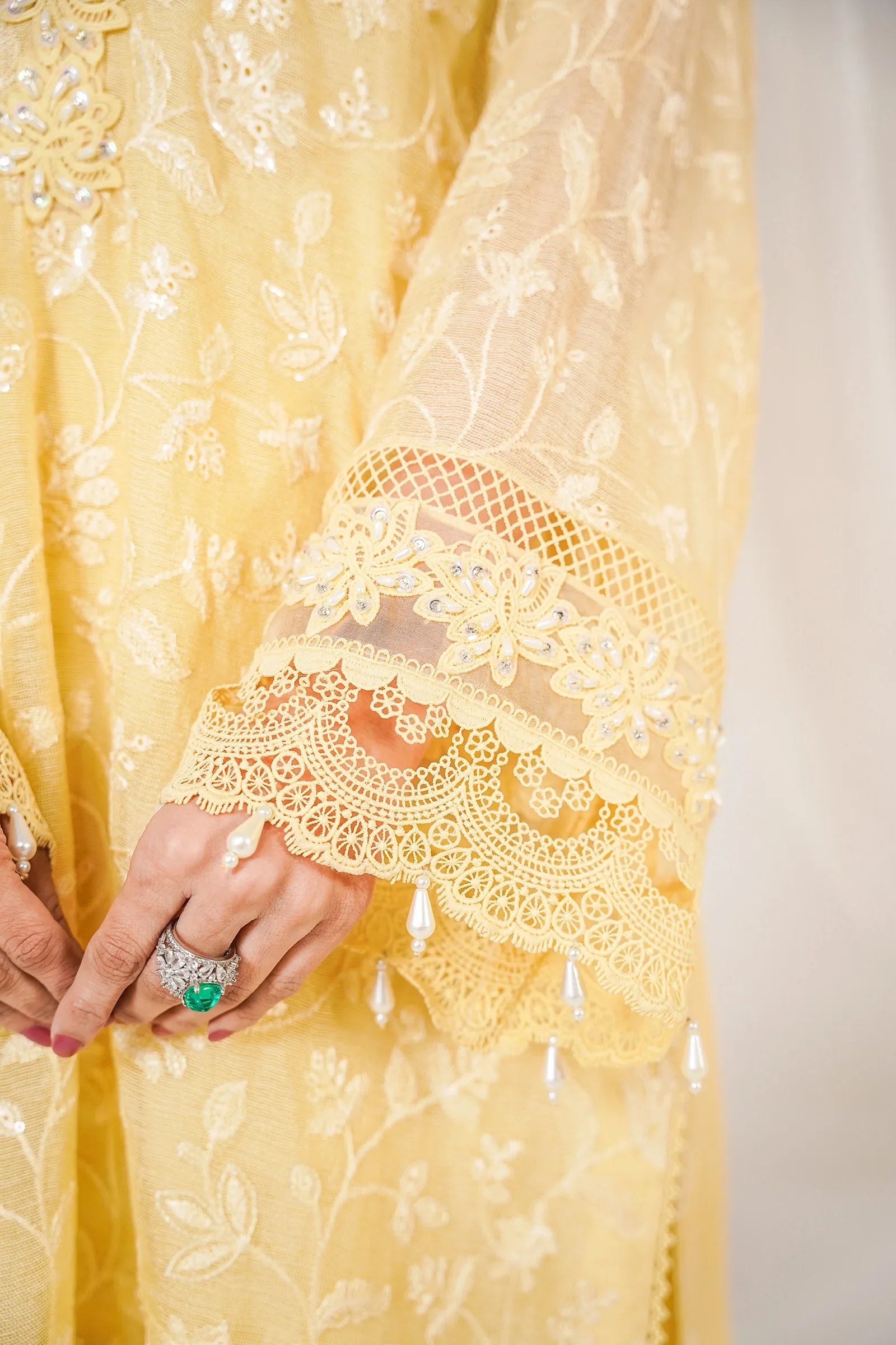 Sara 3 Piece Stitched - Javeria Zoa
