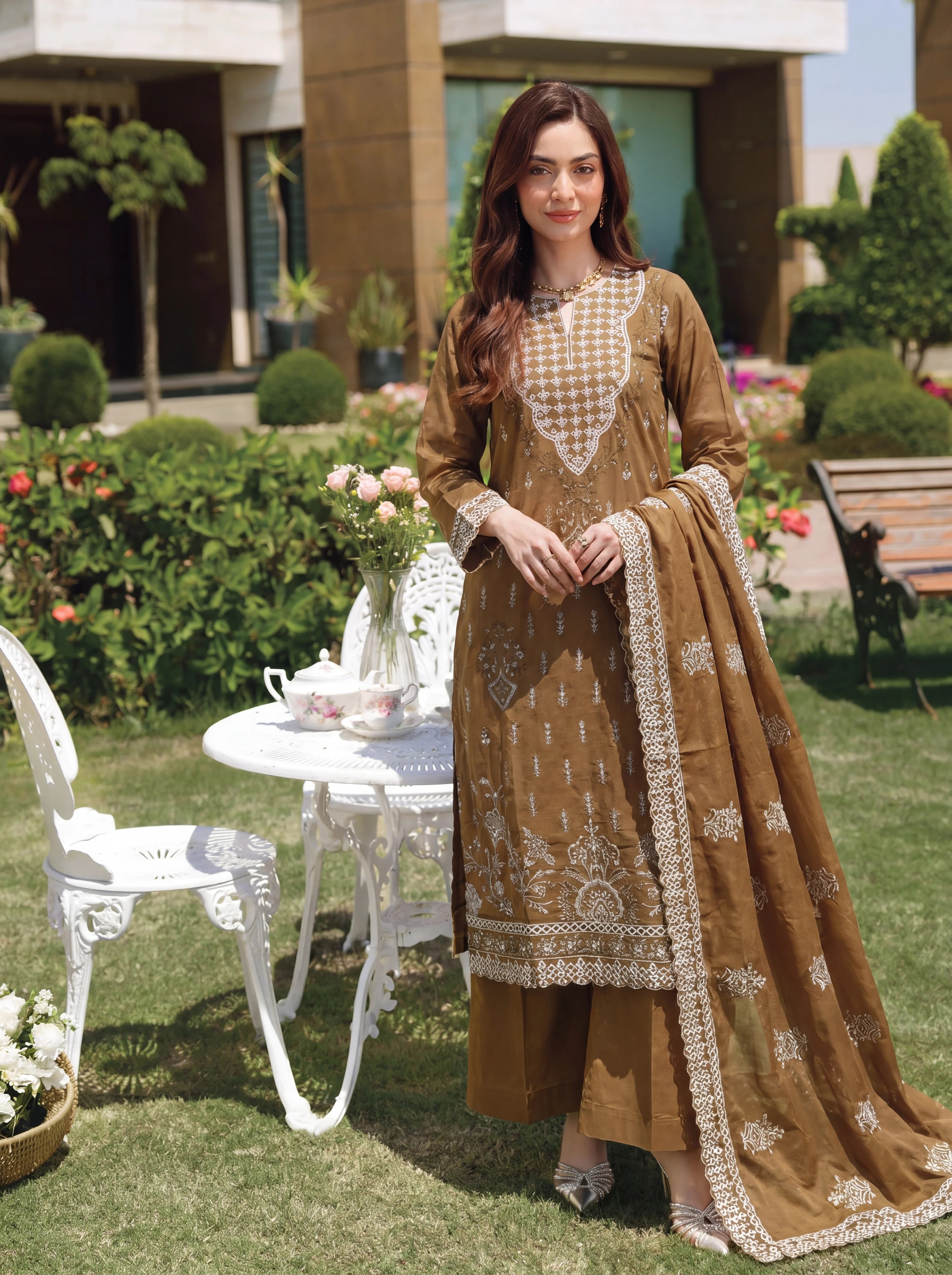 ELEGANT FLORA 3PC LAWN SUIT - SS-1073 - Sundar Stitch