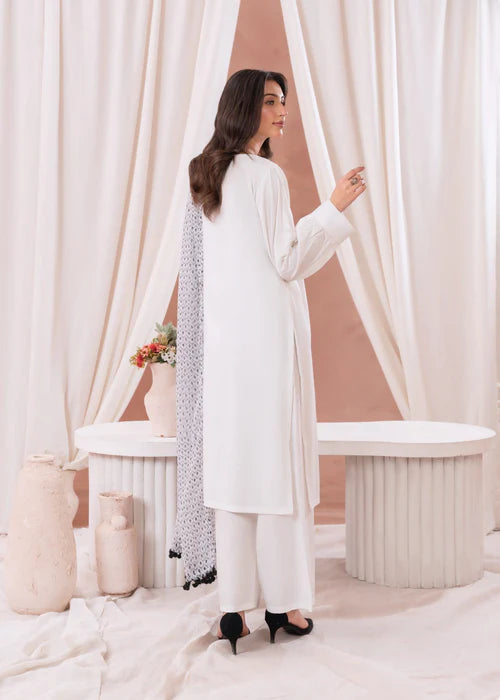 White Solid Dress With Dupatta - Laal Kurti