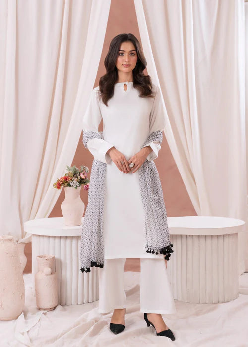 White Solid Dress With Dupatta - Laal Kurti