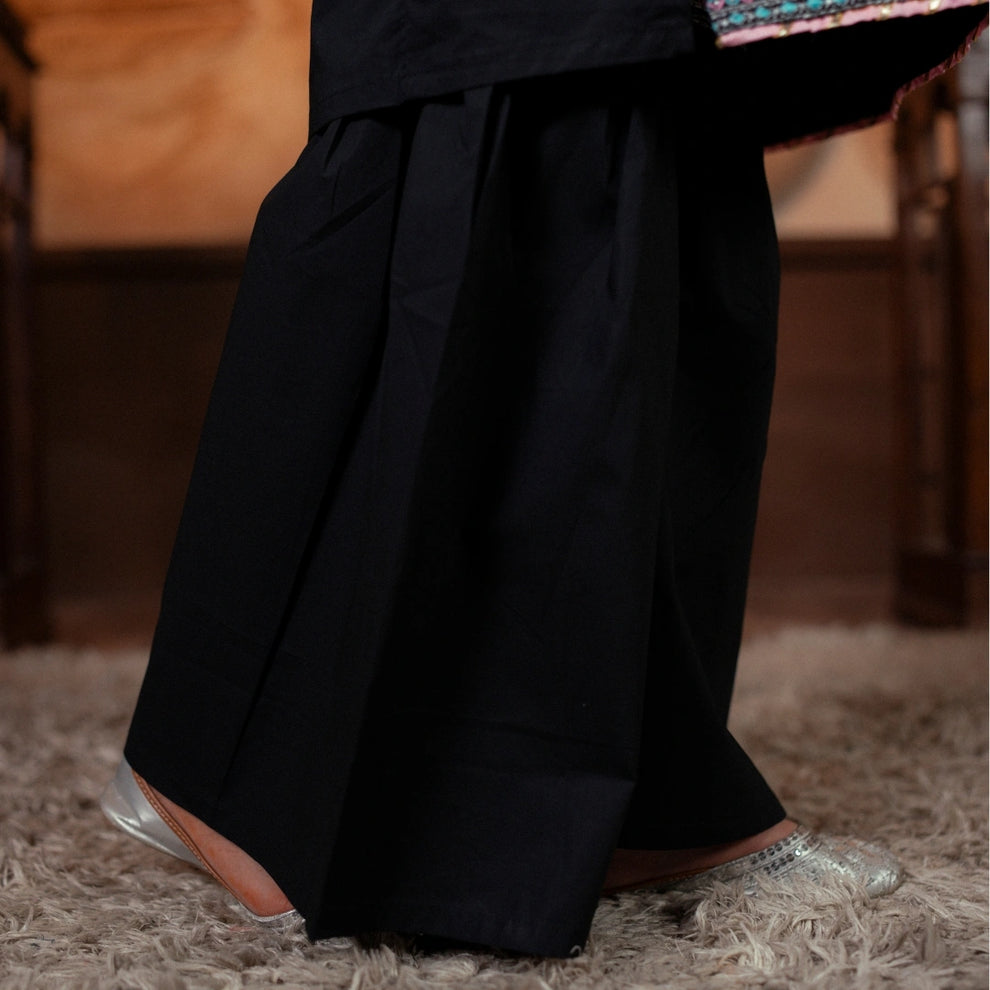 Embroidered Cotton Suit –Neelam