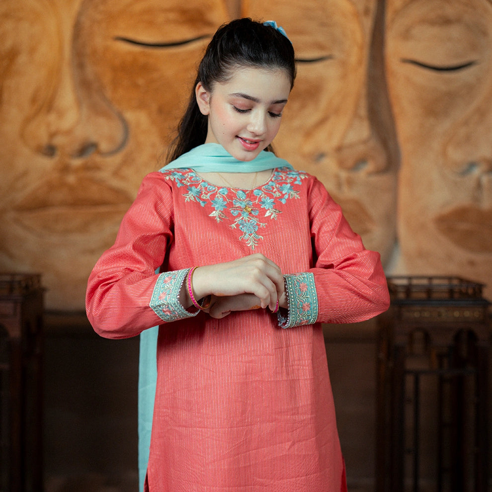Embroidered Jacquard Suit – Mahgul