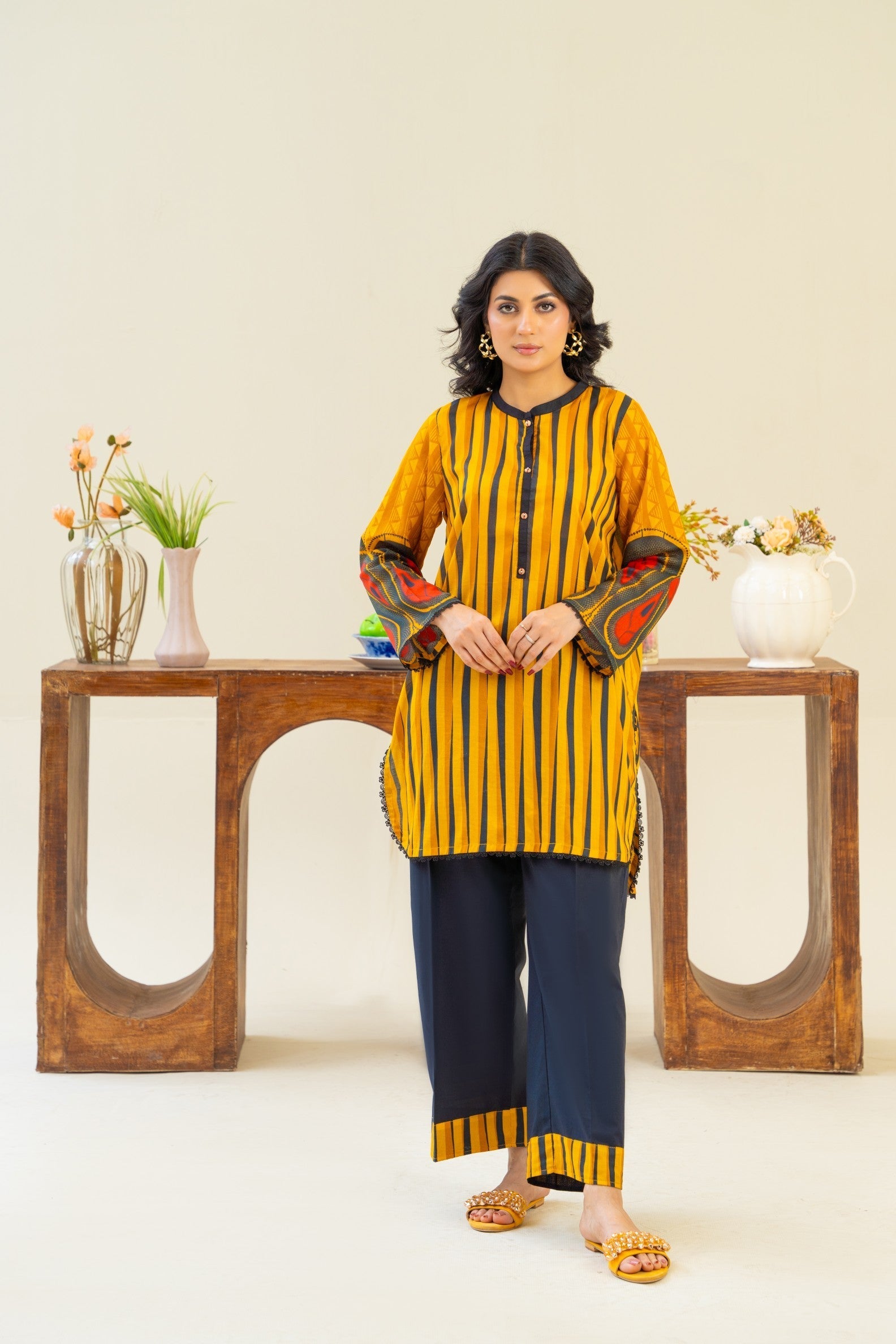Mustard Glow - Sit-ul-Banat