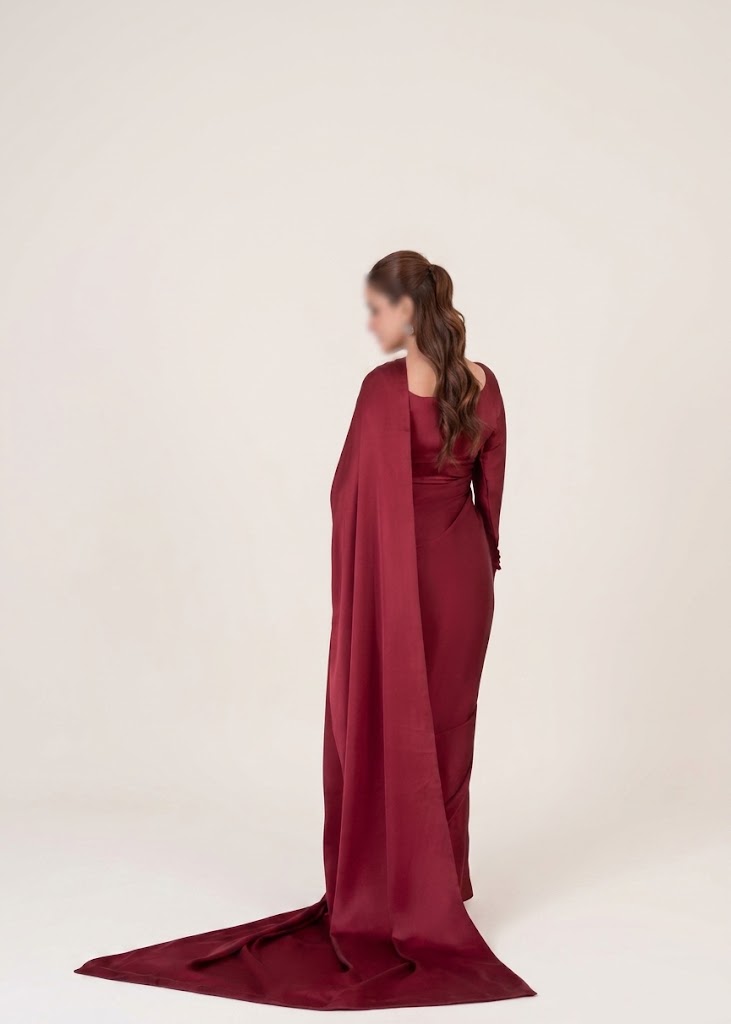 Bold Neckline Shape Blouse with Chiffon Saree Without Lace - Pachrangi