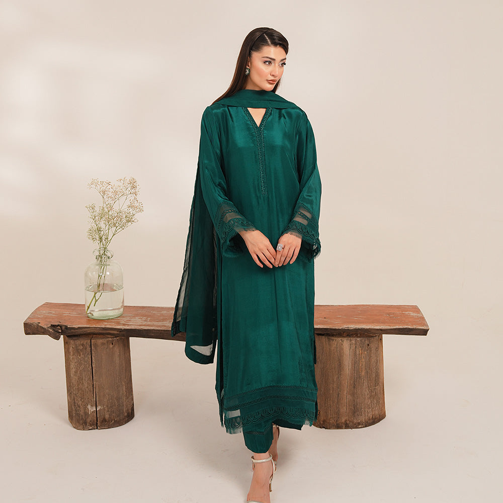 Reverie 3 Piece Stitched - Javeria Zoa