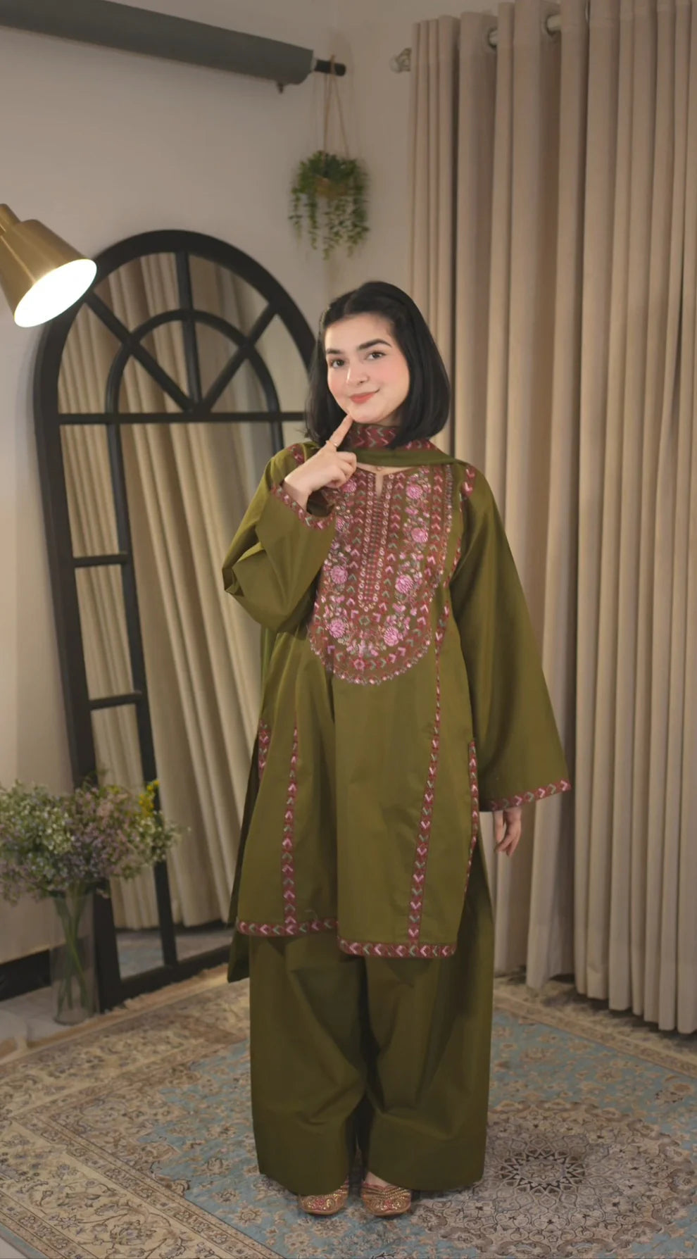 Areeba Embroidered 3PC Suit
- Urban Haya