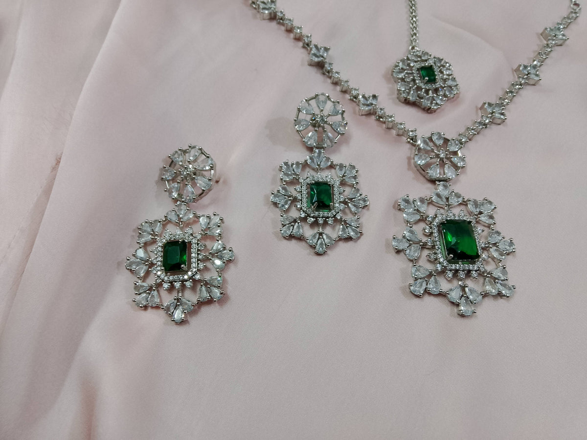 Emerald Royale Zircon Jewelry Set Necklace, Earrings & Tikka - Hina Jewellery