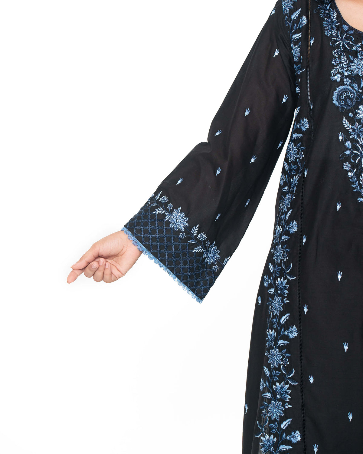 Amira 3 Pcs Lawn - Zyna