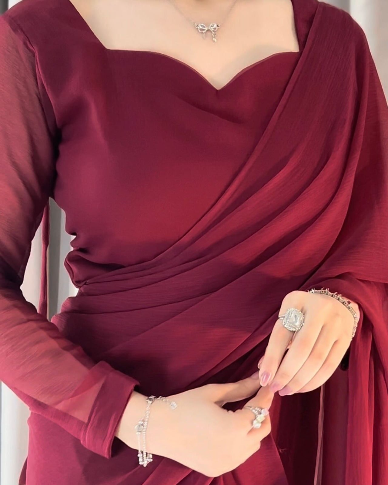 Sweetheart Neckline Shape Blouse with Chiffon Saree - Pachrangi