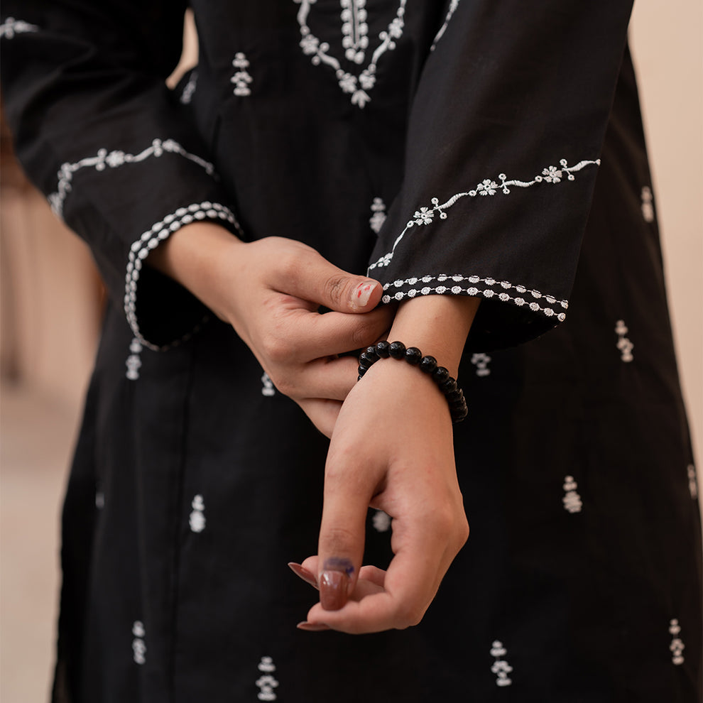 Embroidered Cotton Lawn Suit – Sukoot