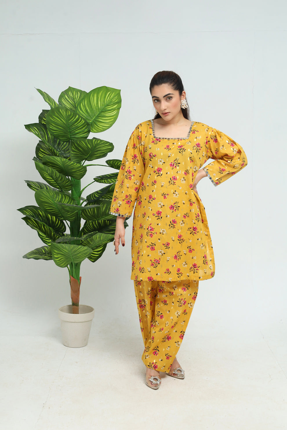 Tulip Radiance - Lawn - 2 Pcs - Jaanib