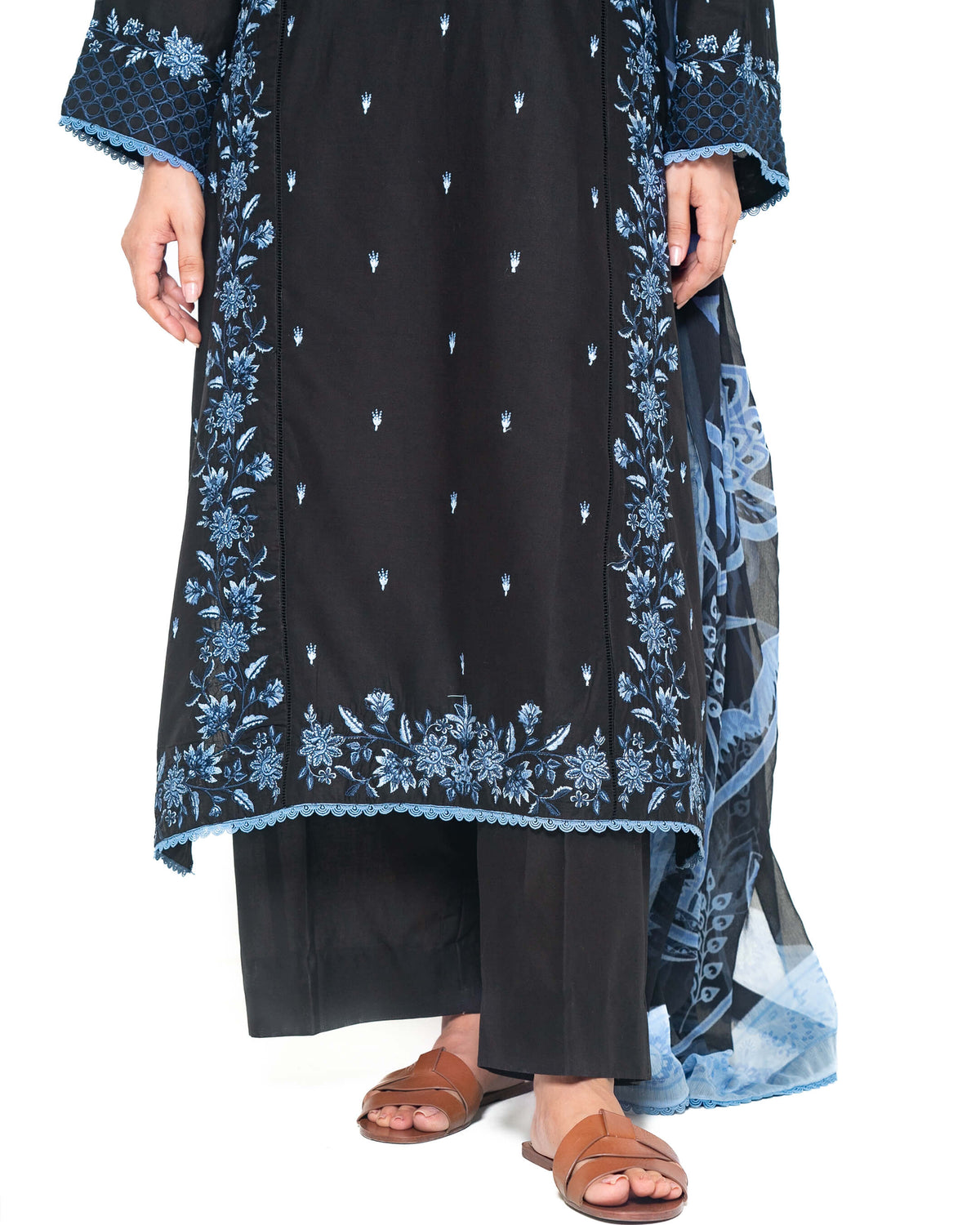 Amira 3 Pcs Lawn - Zyna