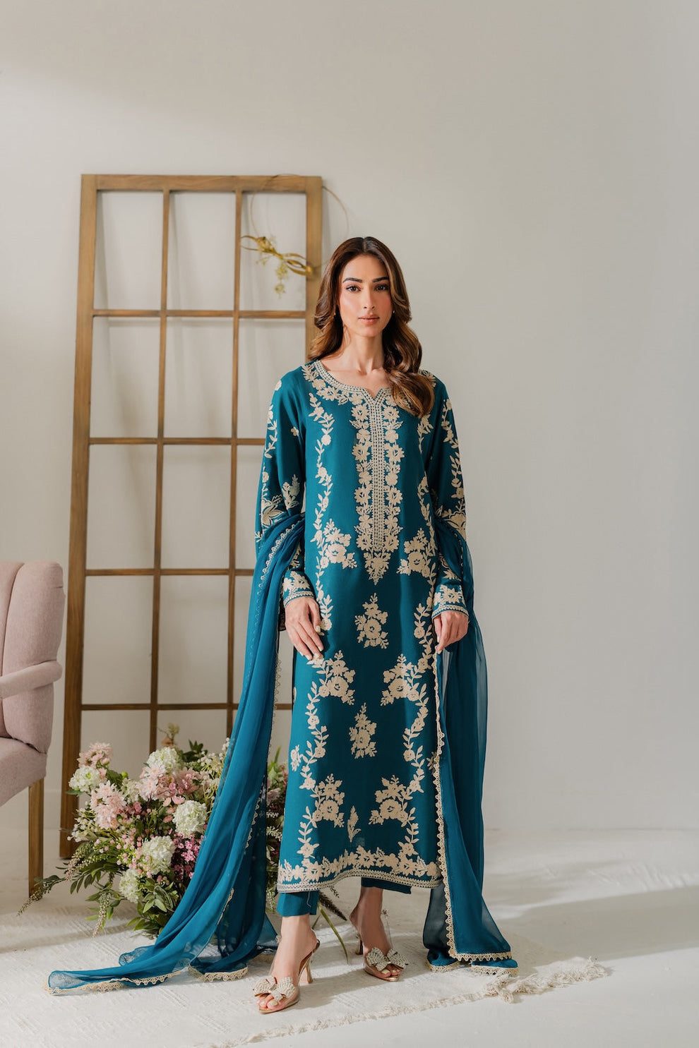 KAAVYA Emb 3Pcs - Urban Haya