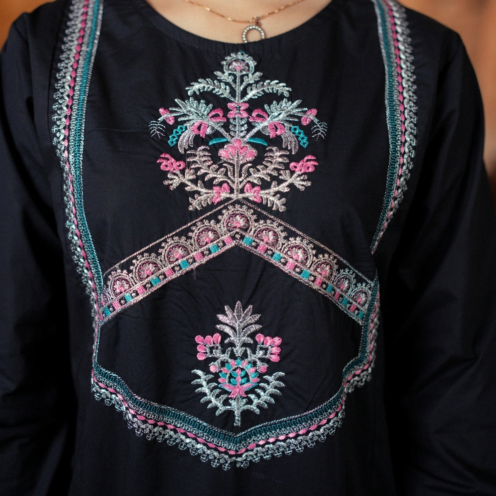 Embroidered Cotton Suit –Neelam