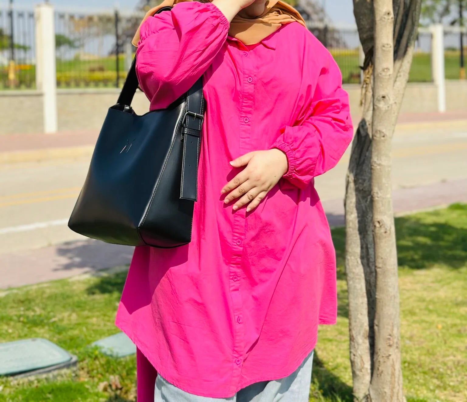 Elara Black Tote Bag - Marquise Vault