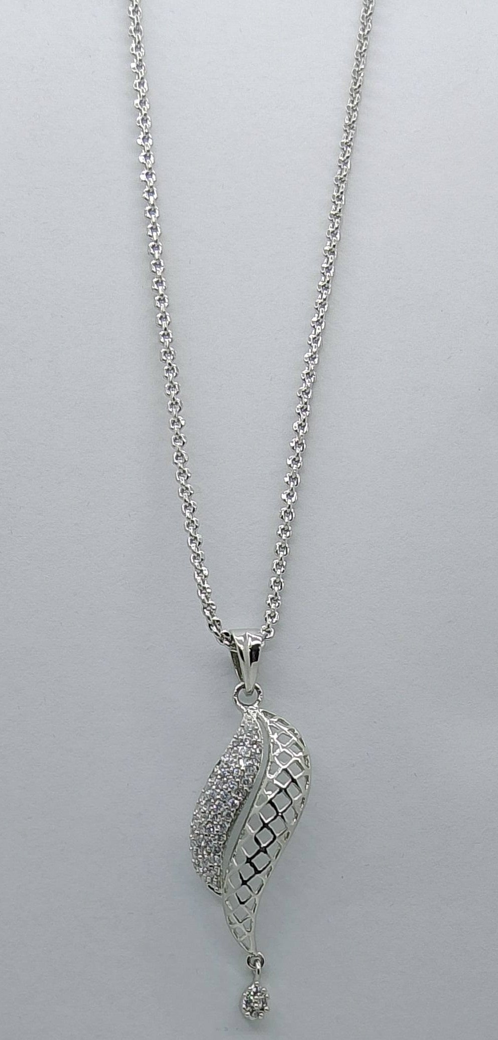 Elegant Silver Leaf Necklace - Hina Jewellery