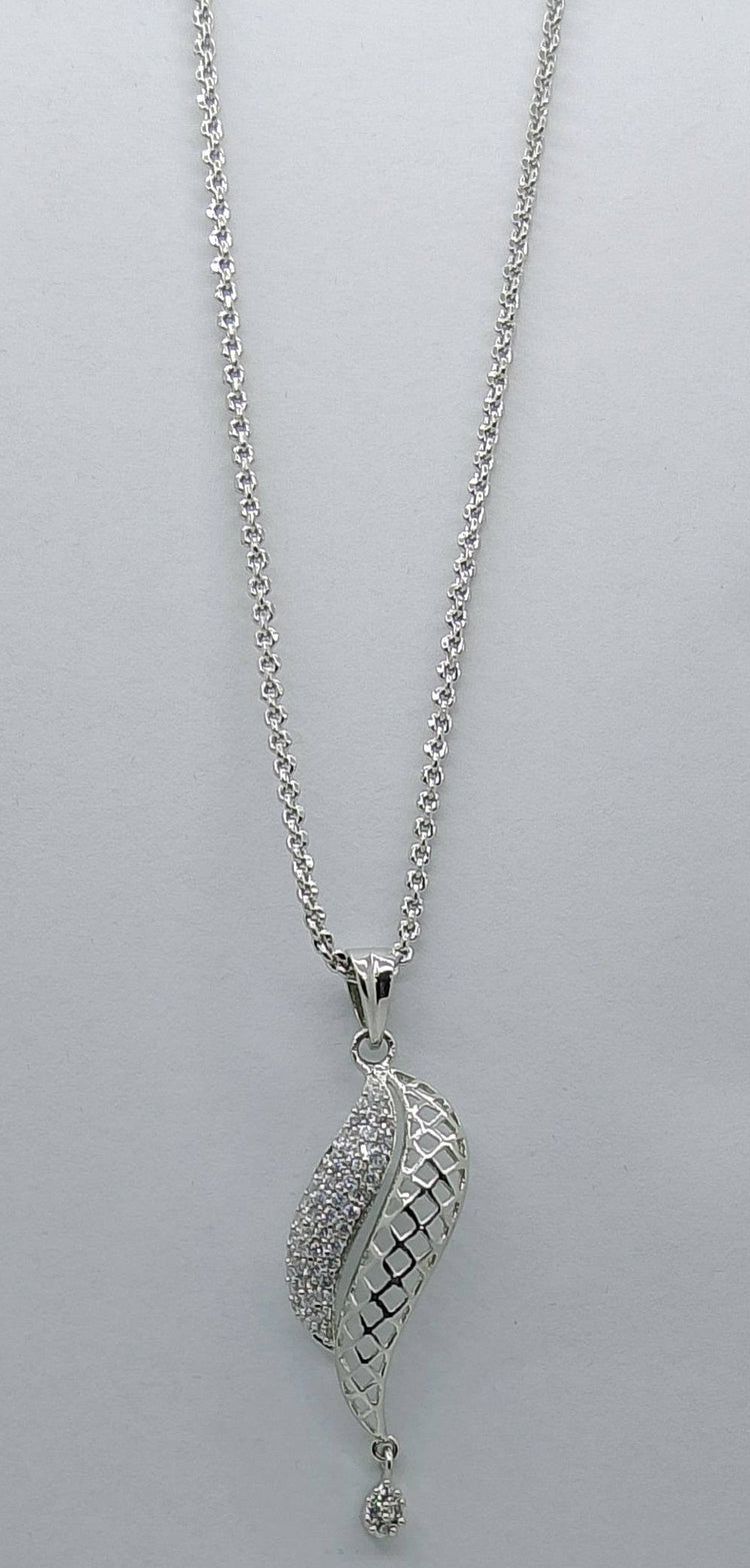 Elegant Silver Leaf Necklace - Hina Jewellery
