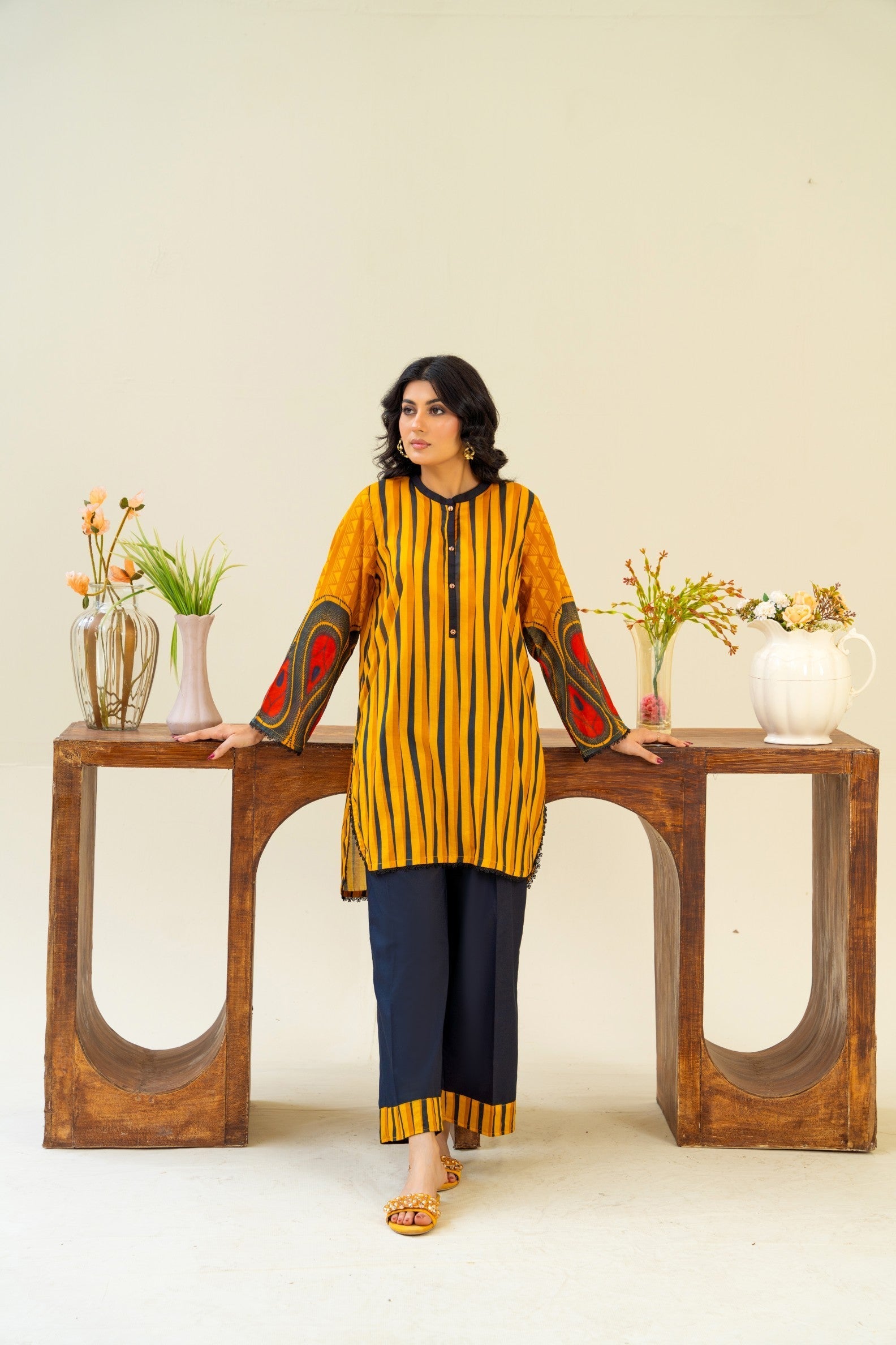 Mustard Glow - Sit-ul-Banat