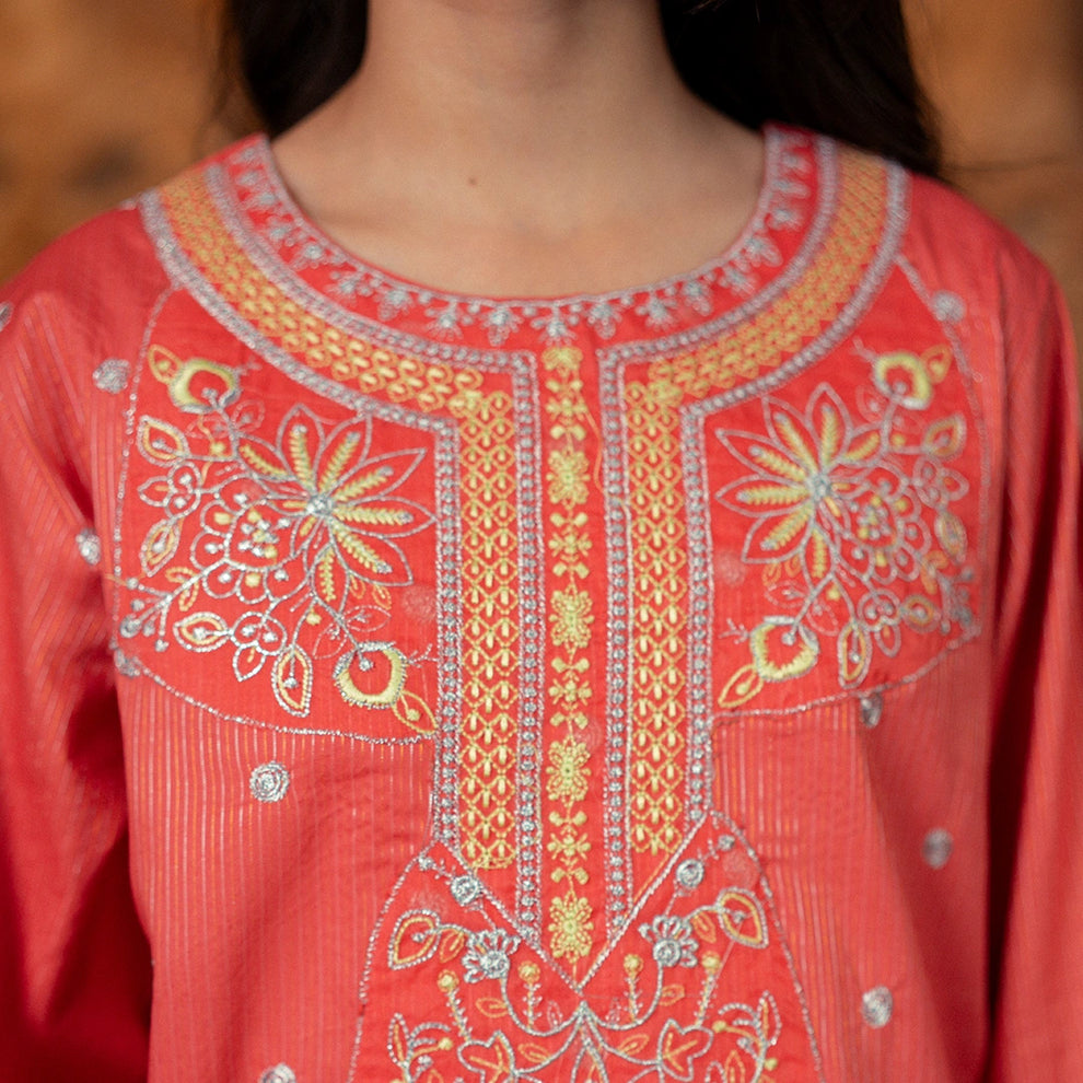 Embroidered Jacquard Suit – Gulrukh