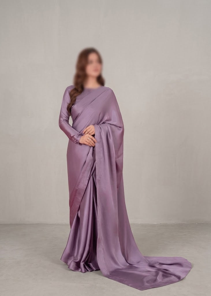 Bold Neckline Shape Blouse with Chiffon Saree Without Lace - Pachrangi