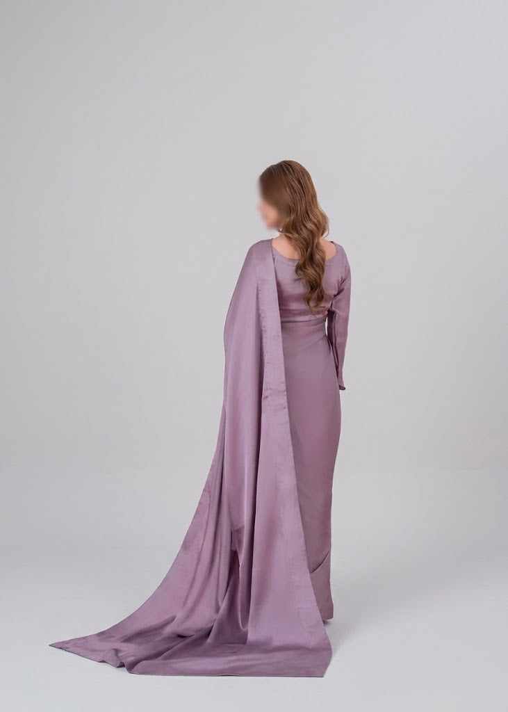 Bold Neckline Shape Blouse with Chiffon Saree Without Lace - Pachrangi