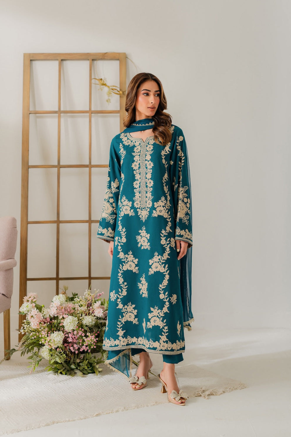 KAAVYA Emb 3Pcs - Urban Haya