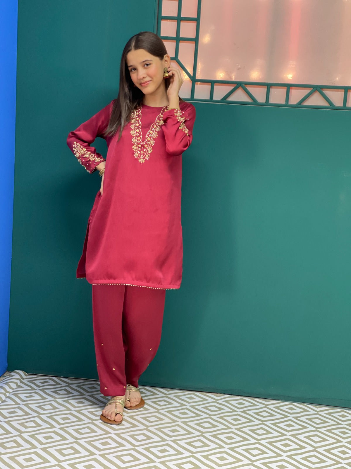 Maroon Lace Silk Shalwar Kameez
- Sania Khan