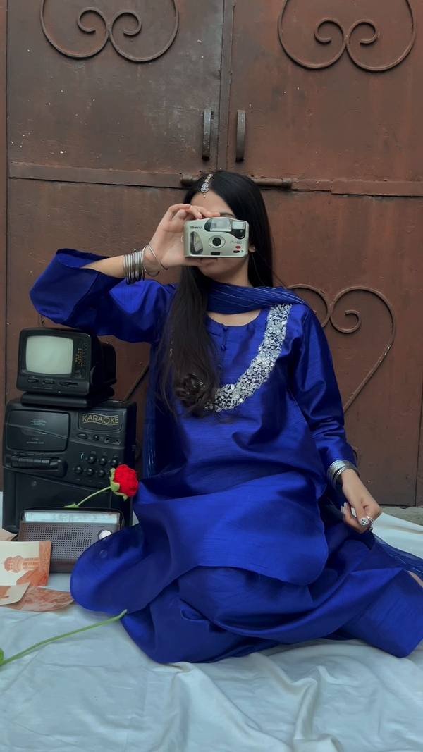 Bliss 3-Piece Stitched - Rang-e-Meeras