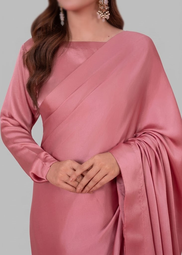 Bold Neckline Shape Blouse with Chiffon Saree Without Lace - Pachrangi