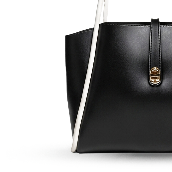 Elizabeth Black Tote Bag - Bag X