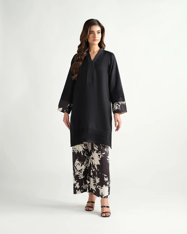 Roha – Premium 2 Piece Stitched Winter Linen Set by Sinoor